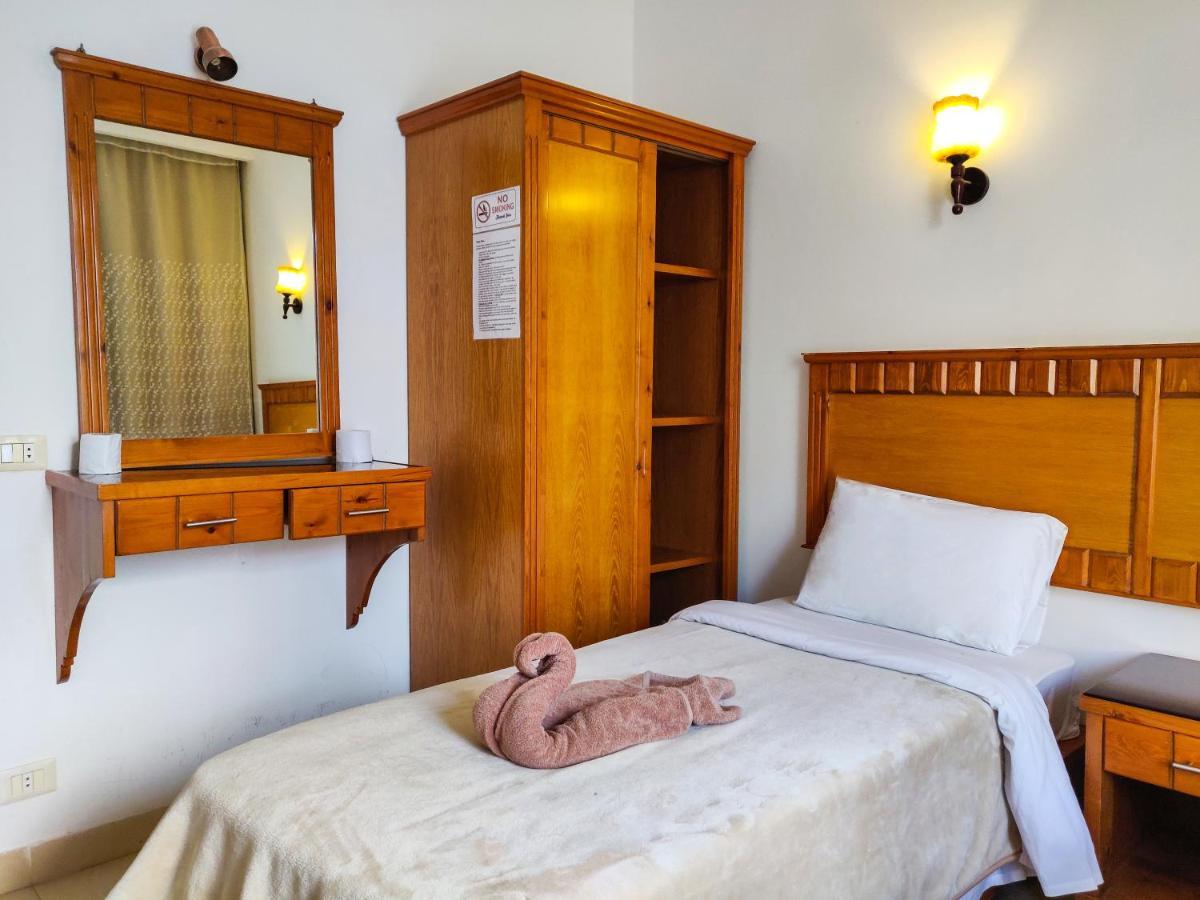 New Yalla Hotel Dahab Extérieur photo